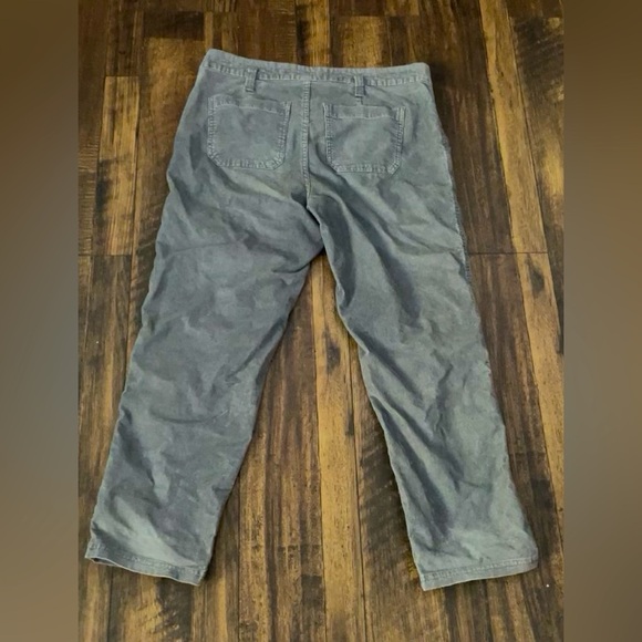 Color grey: Bought from levis: SELLING THIS ITEM BECAUSE I HAVE OUT GROWN THEM! - Picture 2 of 2